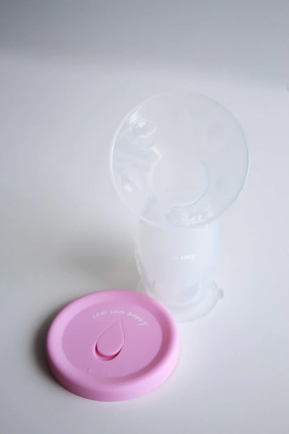 Ice Ice Booby silicone pump with lid